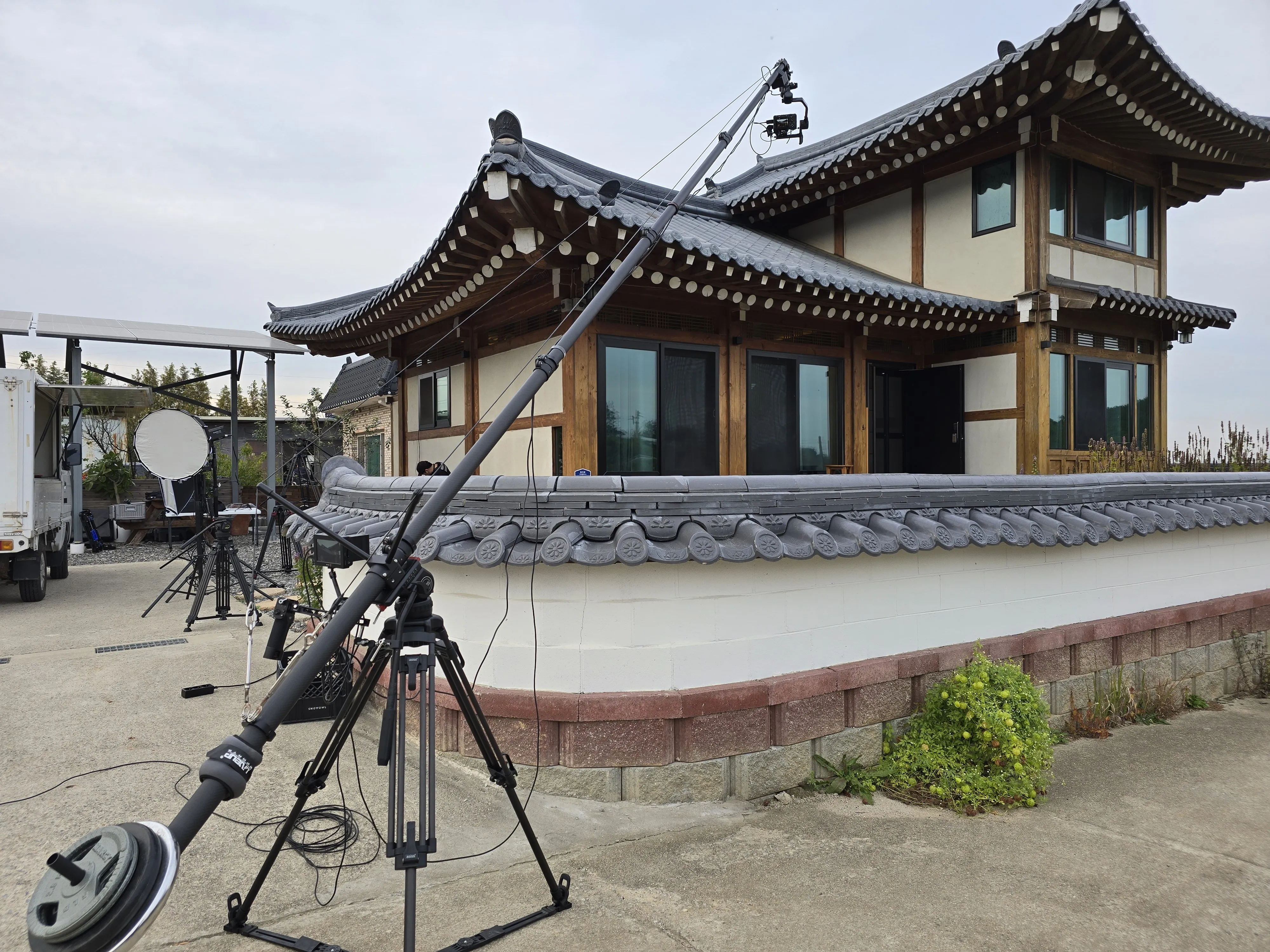 지미집이 부담스러운 생방송 현장, 완벽한 대안 '폴캠(Polecam)' 운용 후기