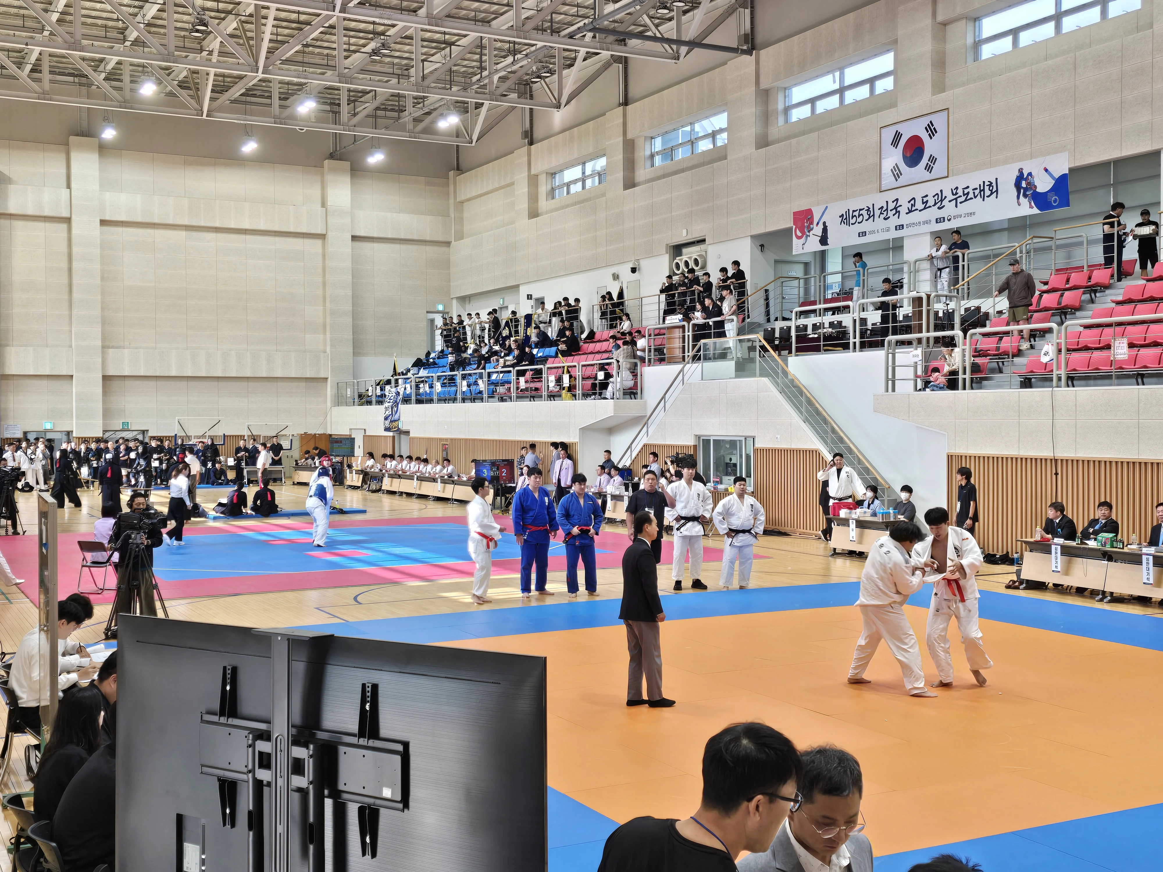 전국 교도관 무도대회 3채널 동시 생중계: 인터넷 불가 환경을 극복한 본딩라우터 솔루션